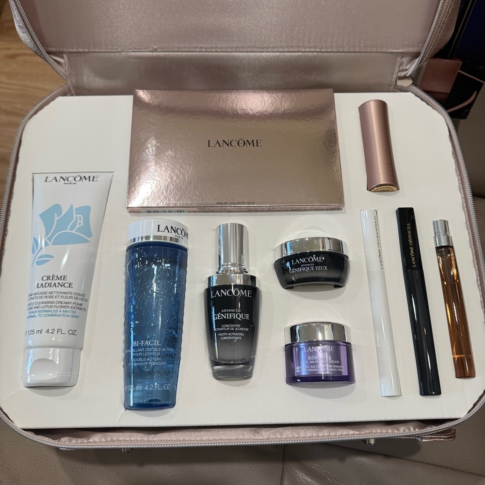 Lancome Holiday Beauty Box 2024 [Brand New]